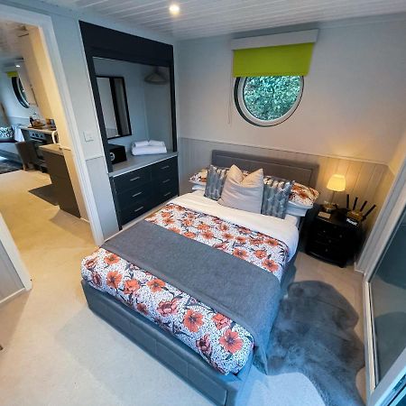 Lady Florence, Maidstone A Unique River Boat With Castle Views Apartment Exterior photo